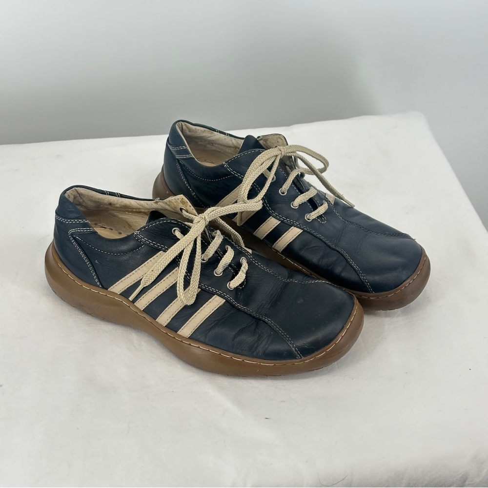 Men’s 9 Steve Madden Black Leather Lace-Up Casual Shoes with Tan Stripes